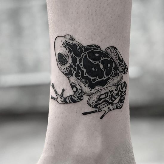 frog cool tattoo idea female leg above ankle black and grey