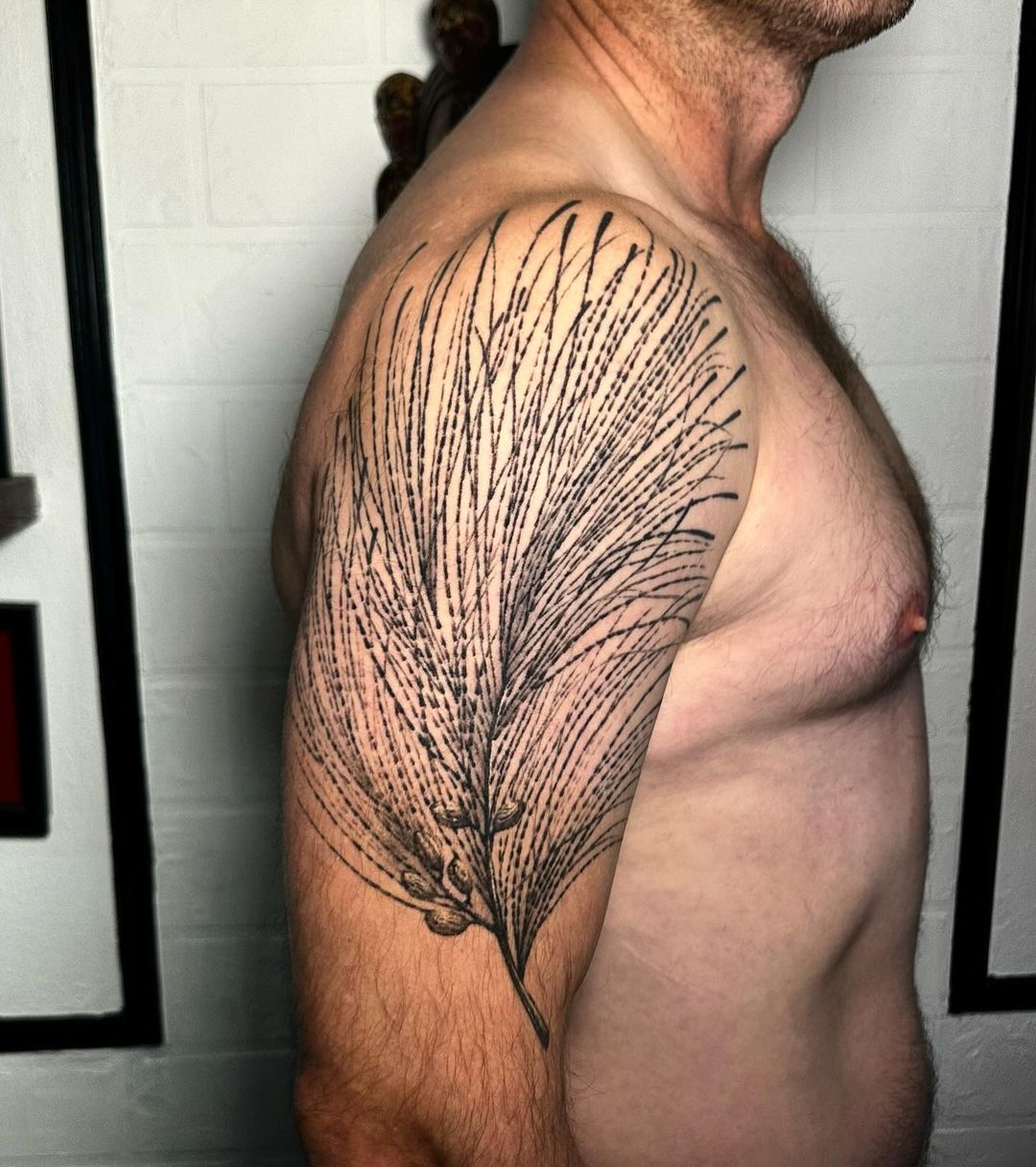 tree leaf realistic tattoo design man shoulder bicep