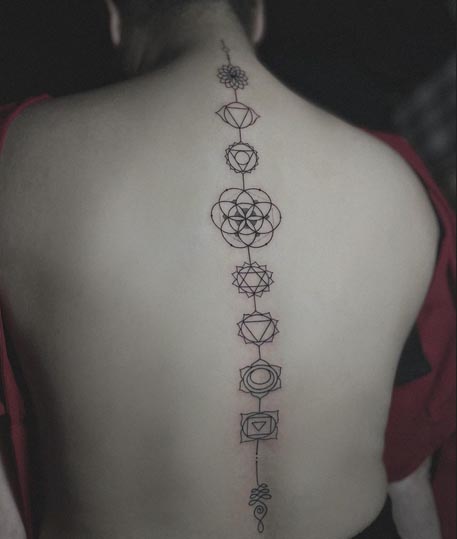 chakra alignement healing energy tattoo geometric girl back spine